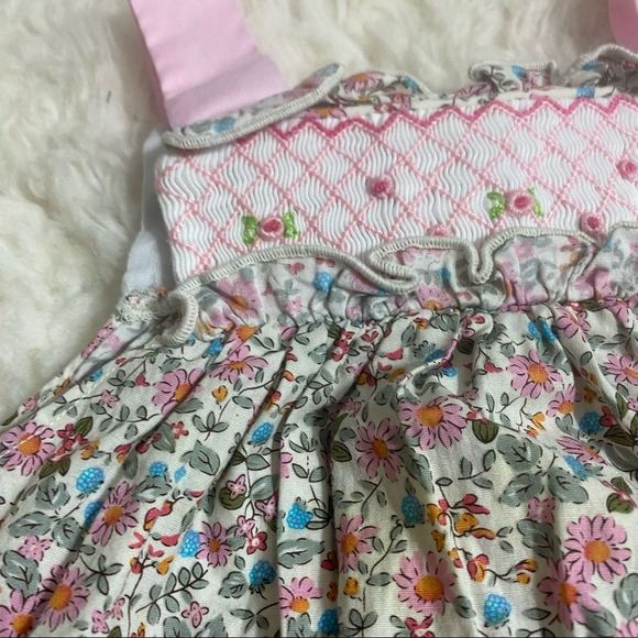 Babeeni floral bubble smocked romper - Picture 6 of 7